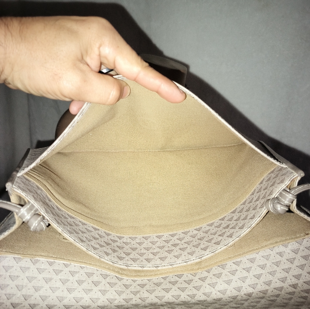 Liz Claiborne Beige and Taupe Leather Crossbody Bag, EUC - Picture 14 of 16